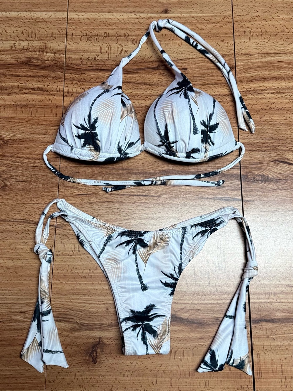 Women’s Swim Palm Tree Print Triangle Brazilian Bikini Set - White & Black